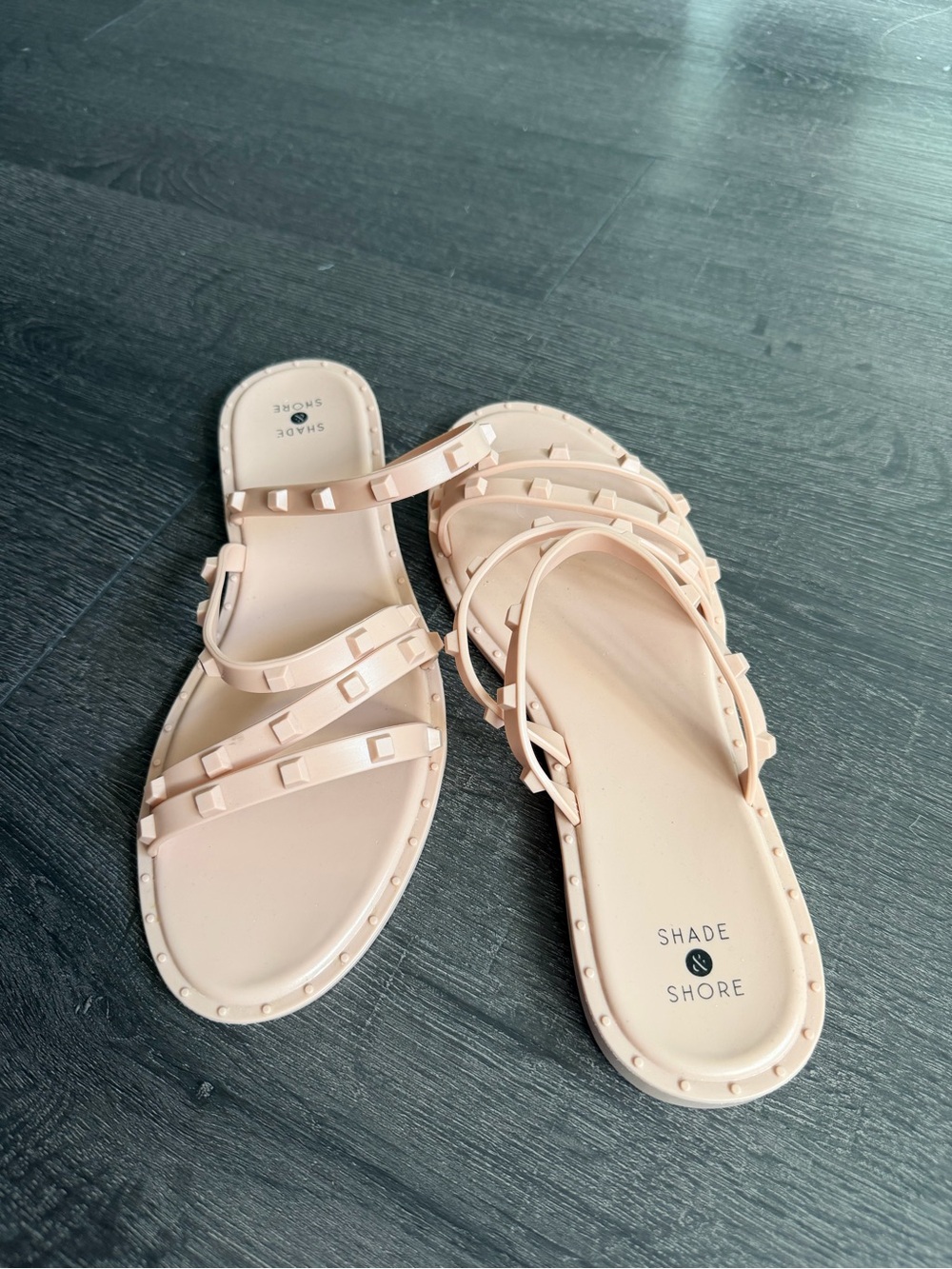 Shade & Shore Women's Studded matte jellie sandals